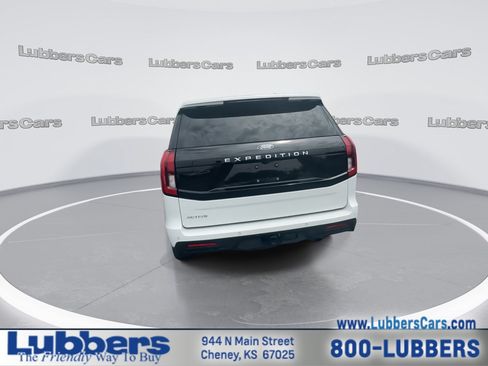 Used 2025 Ford Expedition Active AWD/4WD image 7