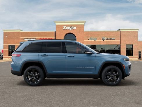 New 2026 Jeep Grand Cherokee Limited w/ Limited Altitude Package image 21