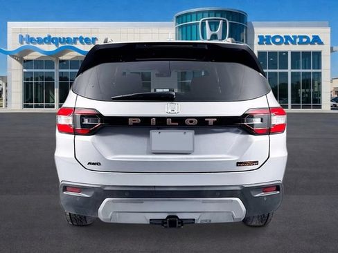New 2026 Honda Pilot TrailSport image 4