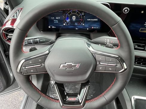 New 2026 Chevrolet Equinox RS w/ Convenience Package III FWD image 10