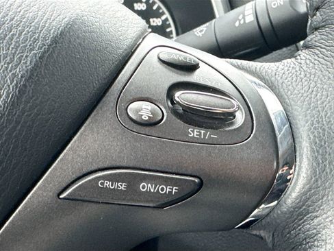 Used 2024 Nissan Murano SL image 18