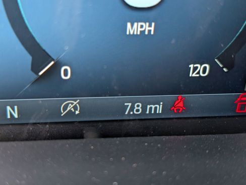 Used 2025 Ford F150 Lariat w/ Equipment Group 502A High image 15