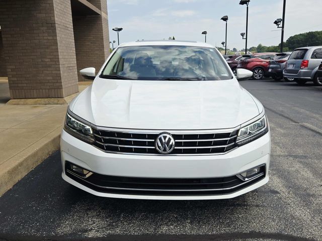 Used 2018 Volkswagen Passat 2.0T SE FWD image 8