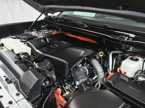 Used 2024 Toyota Sequoia Platinum image 78