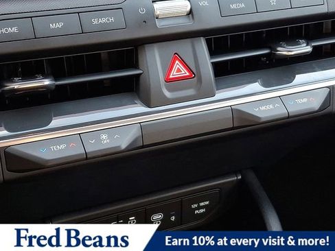 New 2025 Kia K4 EX image 11