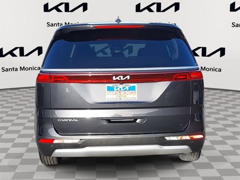 Certified 2024 Kia Carnival LX image 6