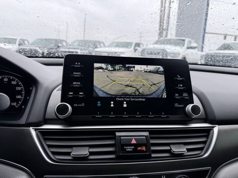 Used 2019 Honda Accord LX image 16