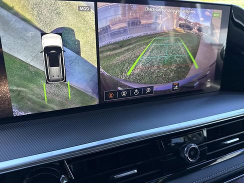 New 2026 INFINITI QX80 Luxe image 4