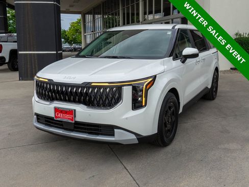 New 2026 Kia Carnival LX image 3