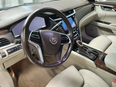 Used 2013 Cadillac XTS Premium image 23
