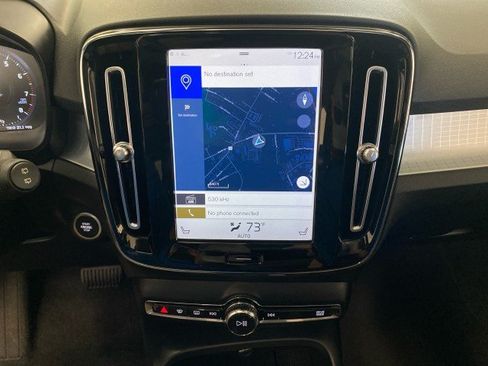 Used 2020 Volvo XC40 T5 Momentum AWD/4WD image 23
