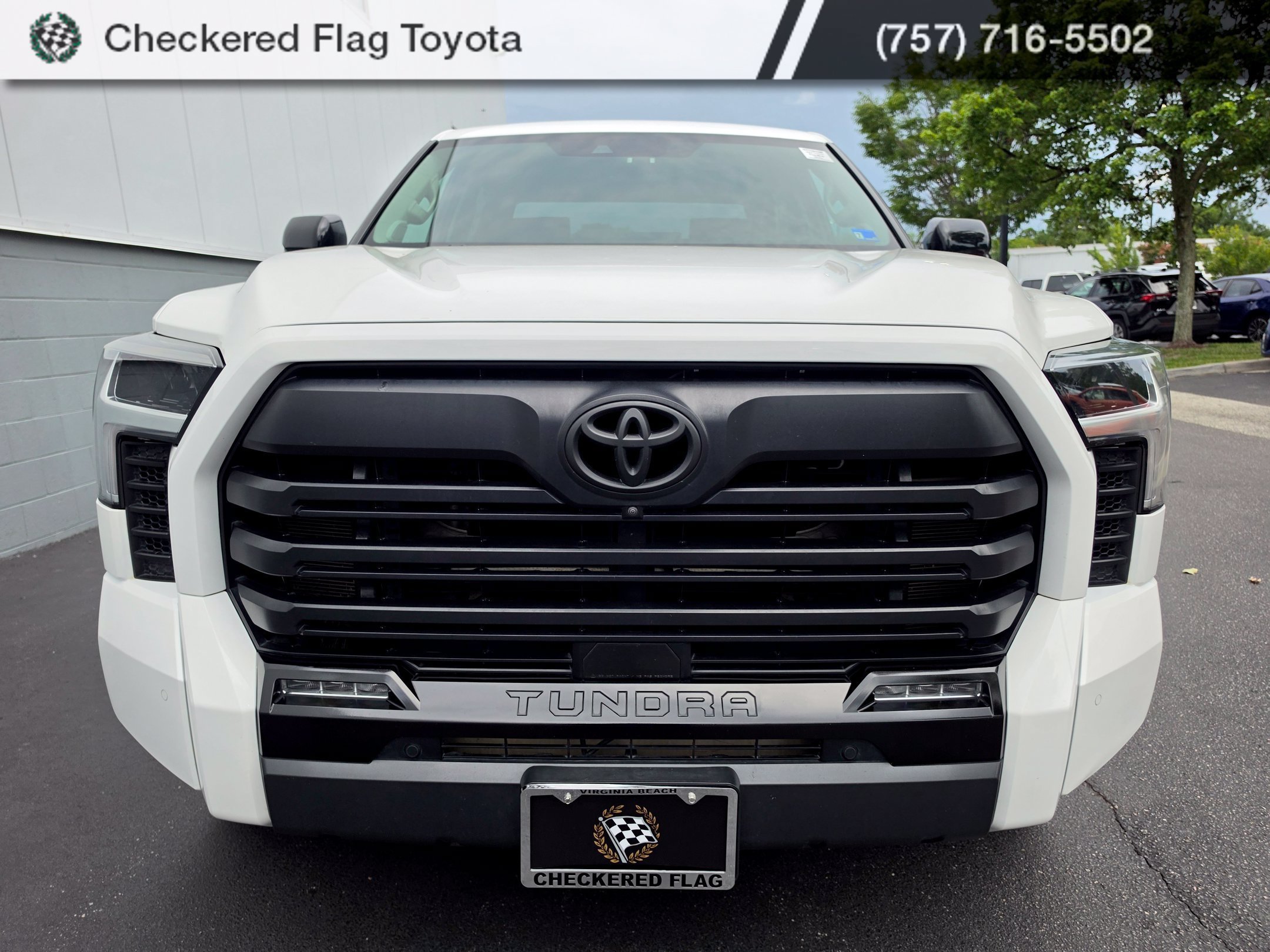 Used 2024 Toyota Tundra Limited AWD/4WD image 8