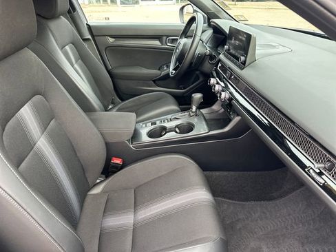 Used 2025 Honda Civic Sport image 24