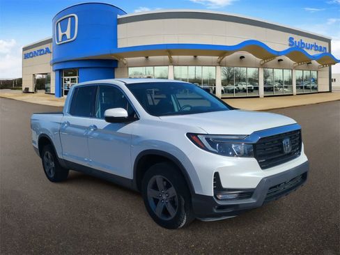Used 2023 Honda Ridgeline RTL-E image 2