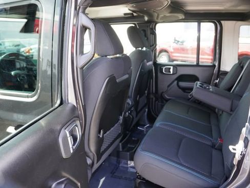 Certified 2025 Jeep Wrangler Unlimited Rubicon 4xe w/ Safety Group image 17