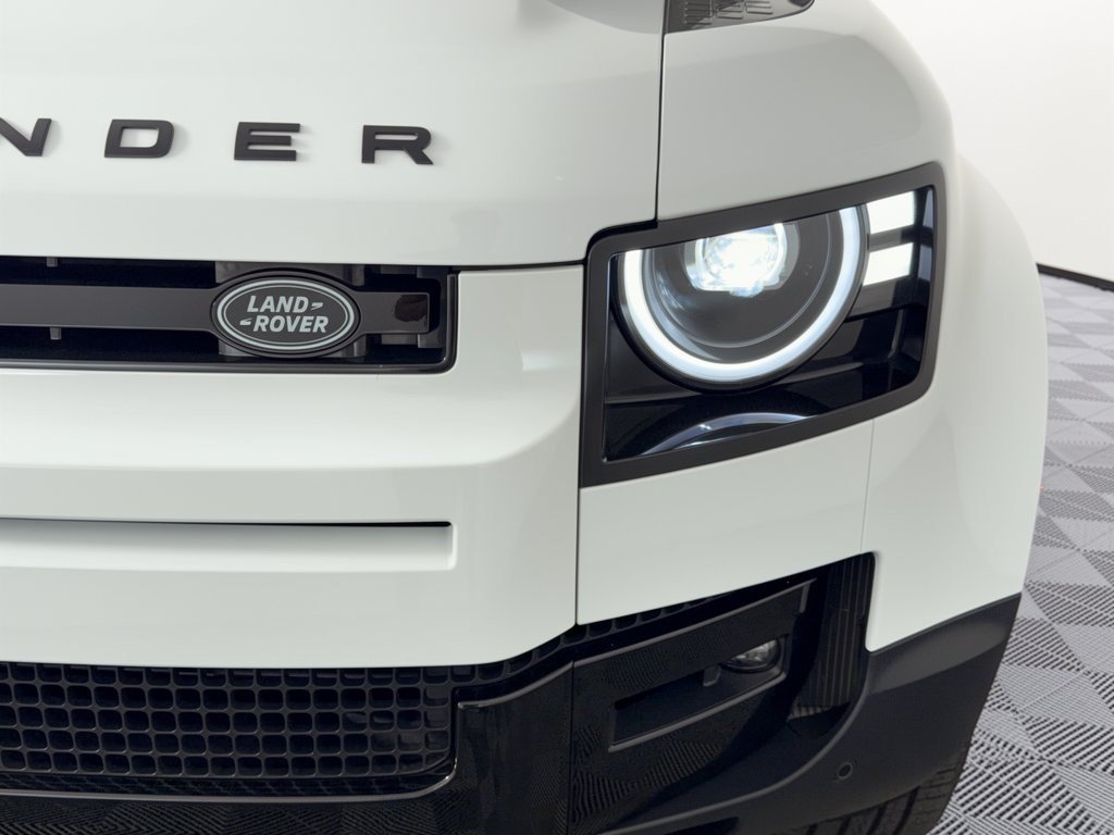 Used 2026 Land Rover Defender 130 S AWD/4WD image 12