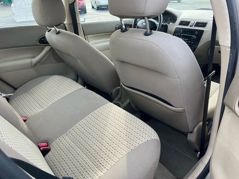 Used 2007 Ford Focus S image 8