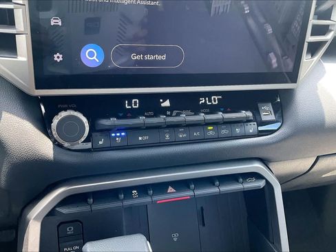 Used 2025 Toyota Tundra Limited w/ Power Package RWD image 33