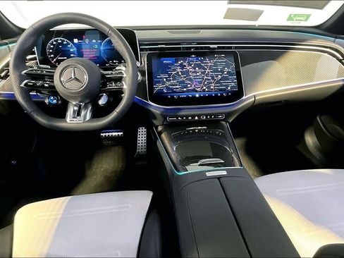 New 2026 Mercedes-Benz E 53 AMG e 4MATIC Sedan image 7