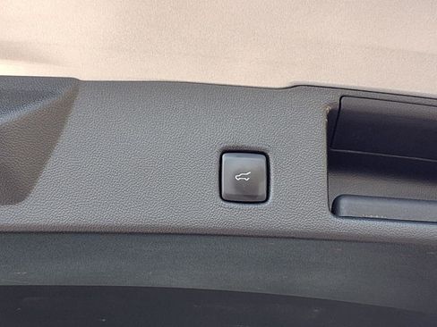 Certified 2023 Ford Escape ST-Line Elite image 21