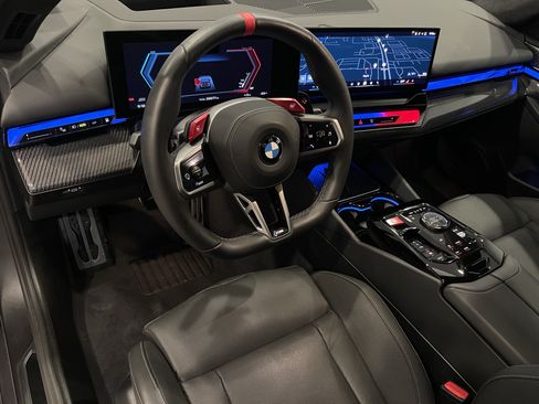 Used 2026 BMW M5 w/ Executive Package AWD/4WD image 13