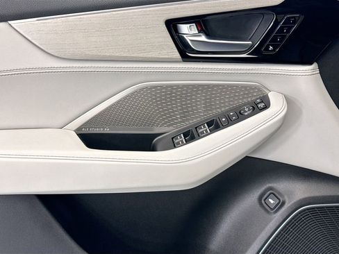 Used 2023 Acura MDX SH-AWD w/ Advance Package image 21