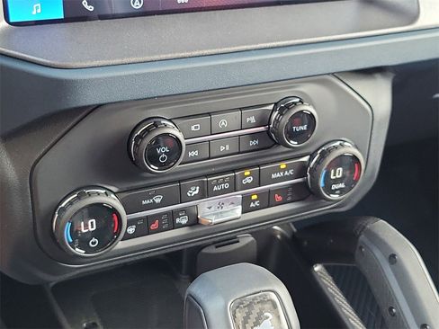 New 2025 Ford Bronco Raptor image 16