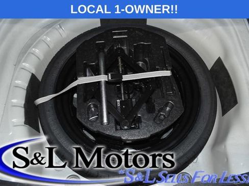 Used 2024 Volkswagen Jetta SE image 35