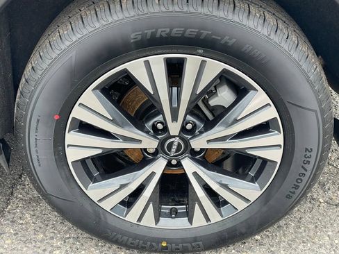 Certified 2023 Nissan Rogue SV AWD/4WD image 30