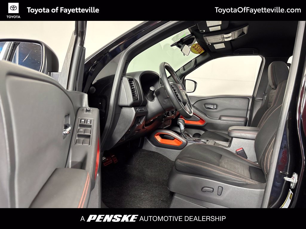 Used 2022 Nissan Frontier PRO-4X AWD/4WD image 24