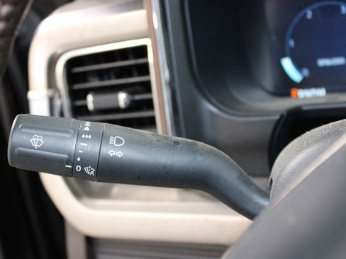 Used 2025 Ford F350 King Ranch w/ FX4 Off-Road Package image 23