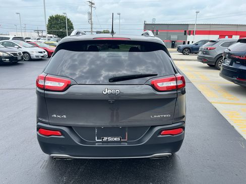 Used 2016 Jeep Cherokee Limited AWD/4WD image 8