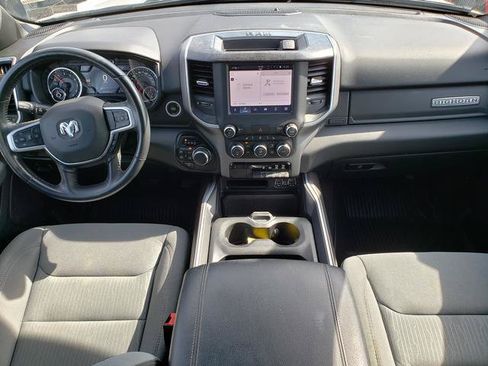 Used 2022 RAM 1500 Big Horn AWD/4WD image 17