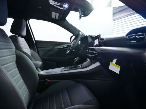 Used 2024 Dodge Hornet GT w/ GT Blacktop Package image 24