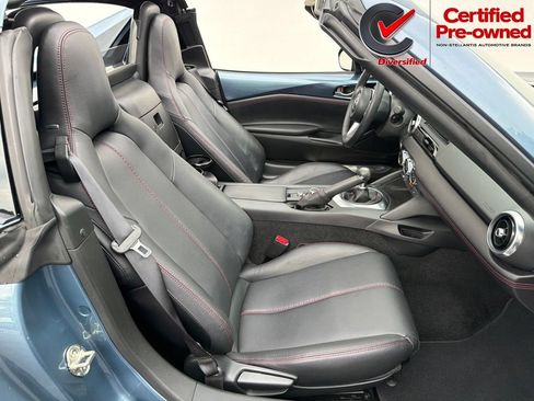 Used 2017 MAZDA MX-5 Miata RF Grand Touring RWD image 20