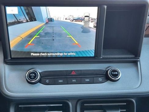 Used 2024 Ford Maverick Lariat image 16