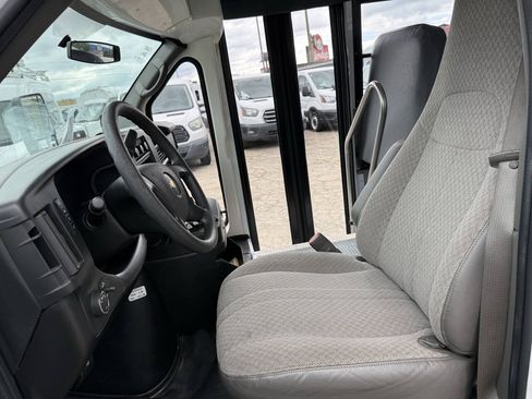 Used 2014 Chevrolet Express 3500 w/ School Bus Package RWD image 7