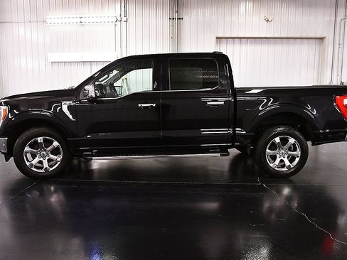 Used 2023 Ford F150 Lariat w/ Equipment Group 502A High AWD/4WD image 4