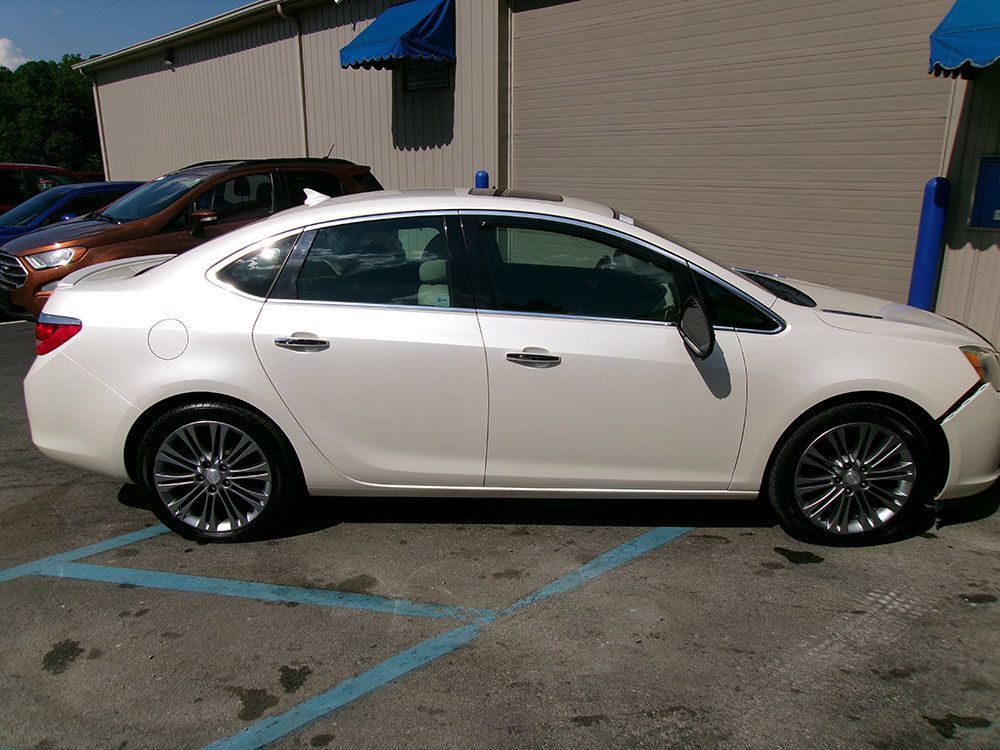 Used 2014 Buick Verano Premium FWD image 10