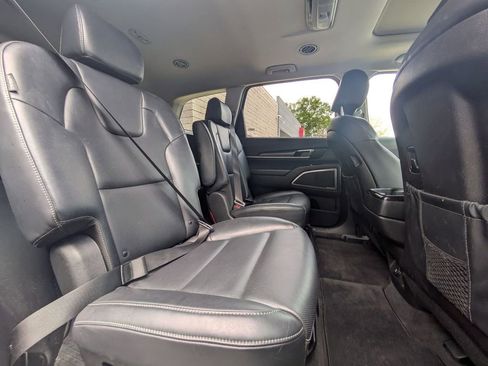 Used 2025 Kia Telluride S FWD image 31