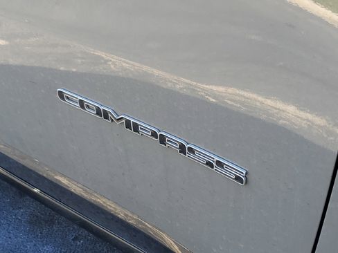 Used 2022 Jeep Compass Limited w/ Elite Group image 3