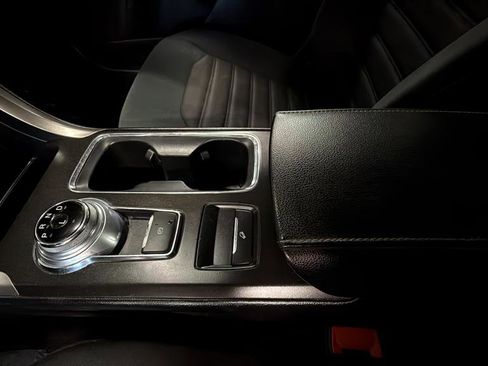 Used 2017 Ford Fusion SE FWD image 20