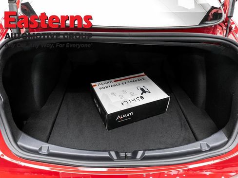 Used 2022 Tesla Model 3 Standard Range RWD image 9