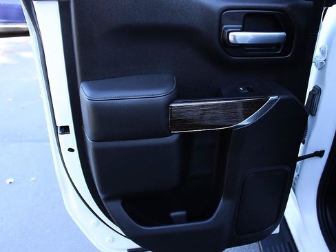 Used 2020 GMC Sierra 1500 Elevation RWD image 10