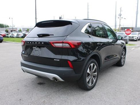 Used 2023 Ford Escape Platinum AWD/4WD image 43