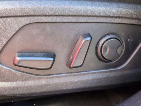 Used 2022 Kia Sorento S image 18