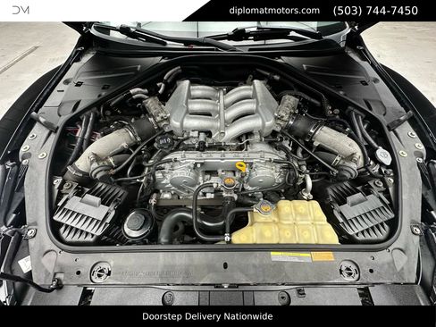 Used 2013 Nissan GT-R Black Edition image 46