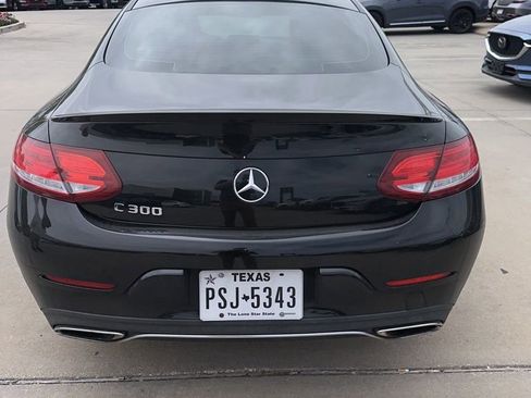 Used 2017 Mercedes-Benz C 300 Coupe image 4