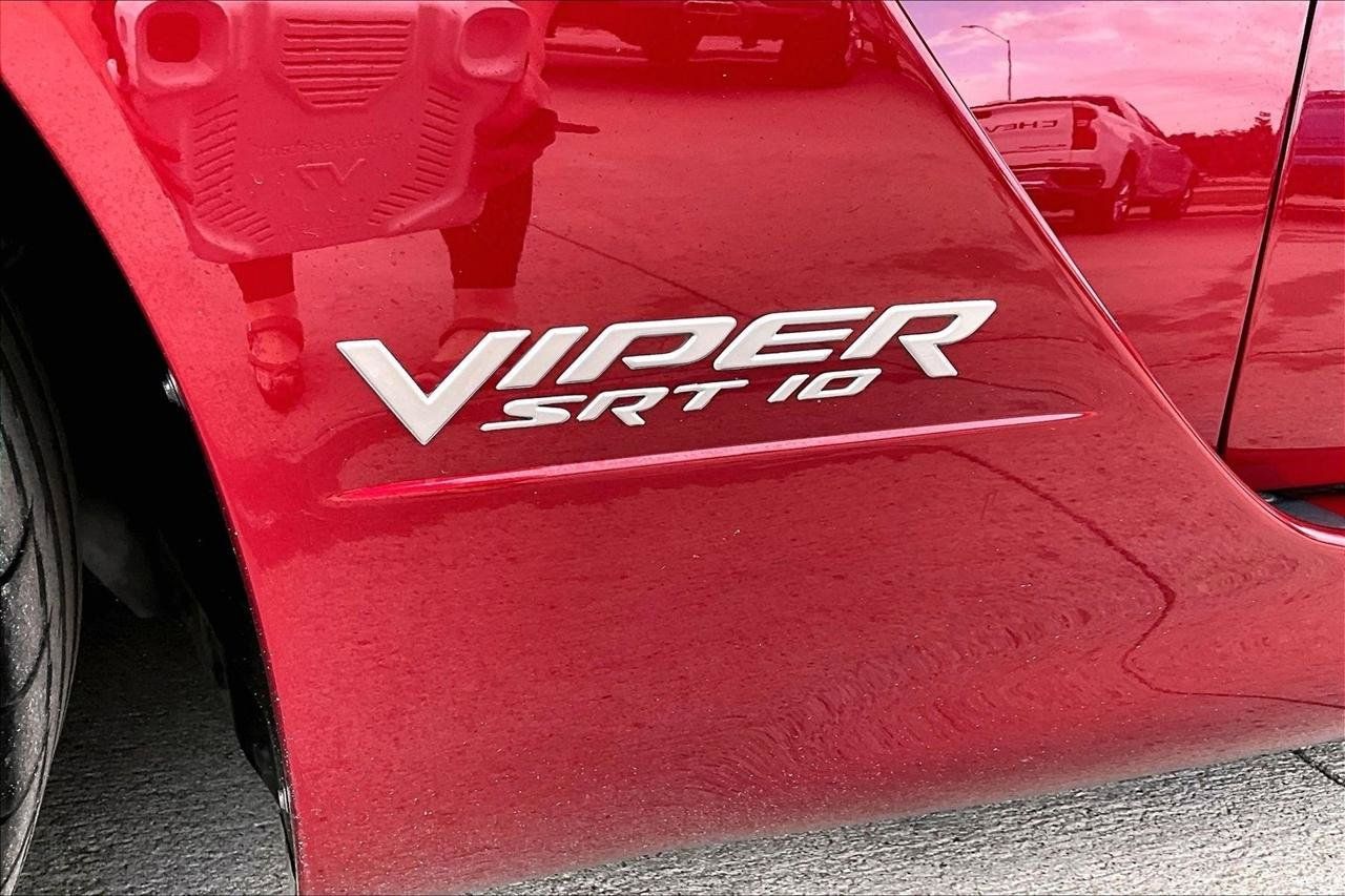 Used 2008 Dodge Viper SRT-10 RWD image 23