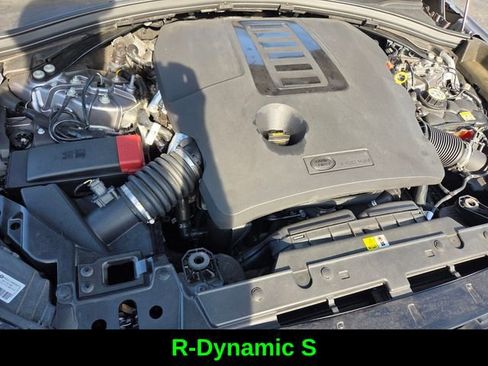 Used 2023 Land Rover Range Rover Velar R-Dynamic S AWD/4WD image 18